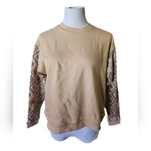 (NWT) Madewell quilted floral sleeve beige sweater